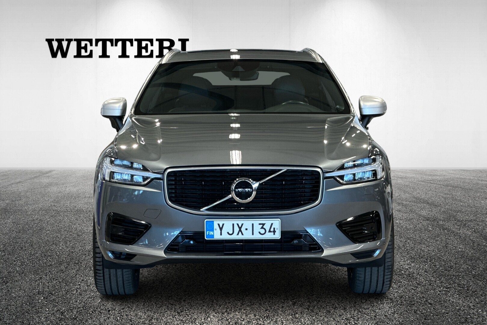 VOLVO XC60 2018