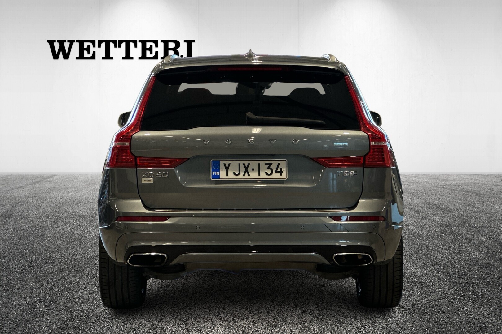 VOLVO XC60 2018