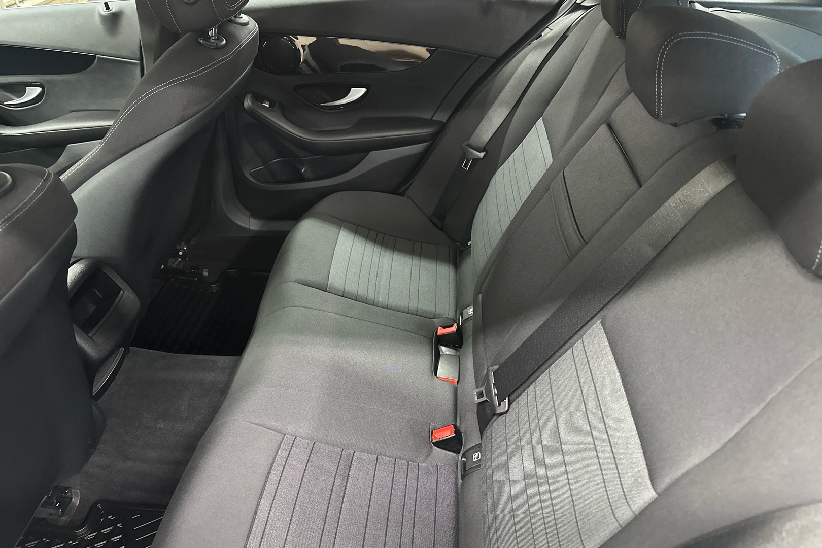 MERCEDES-BENZ C 2017