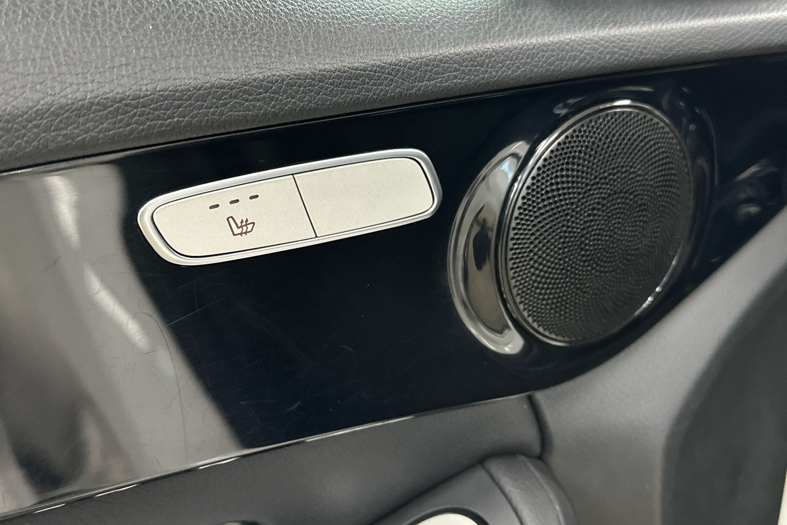 MERCEDES-BENZ C 2017