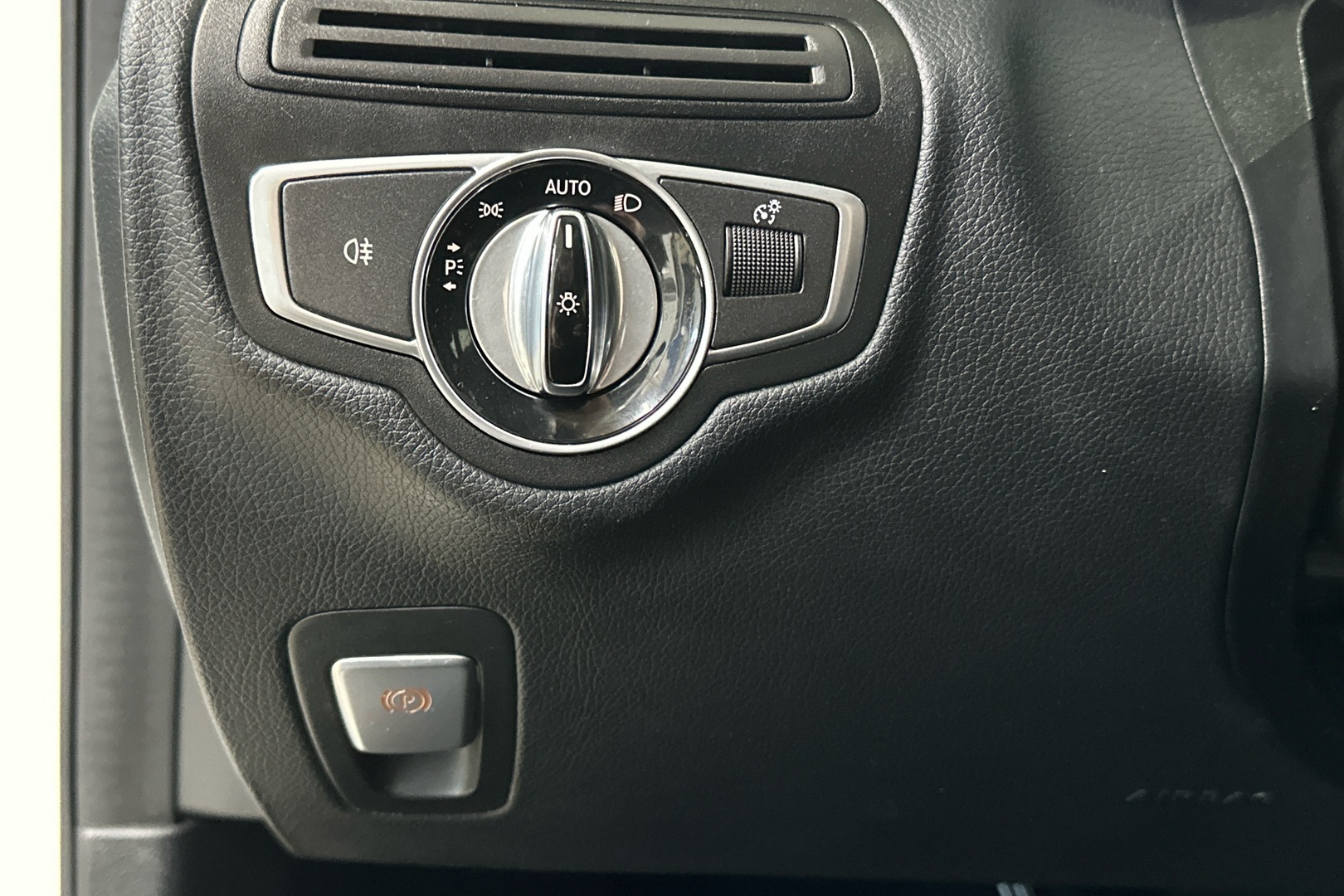 MERCEDES-BENZ C 2017