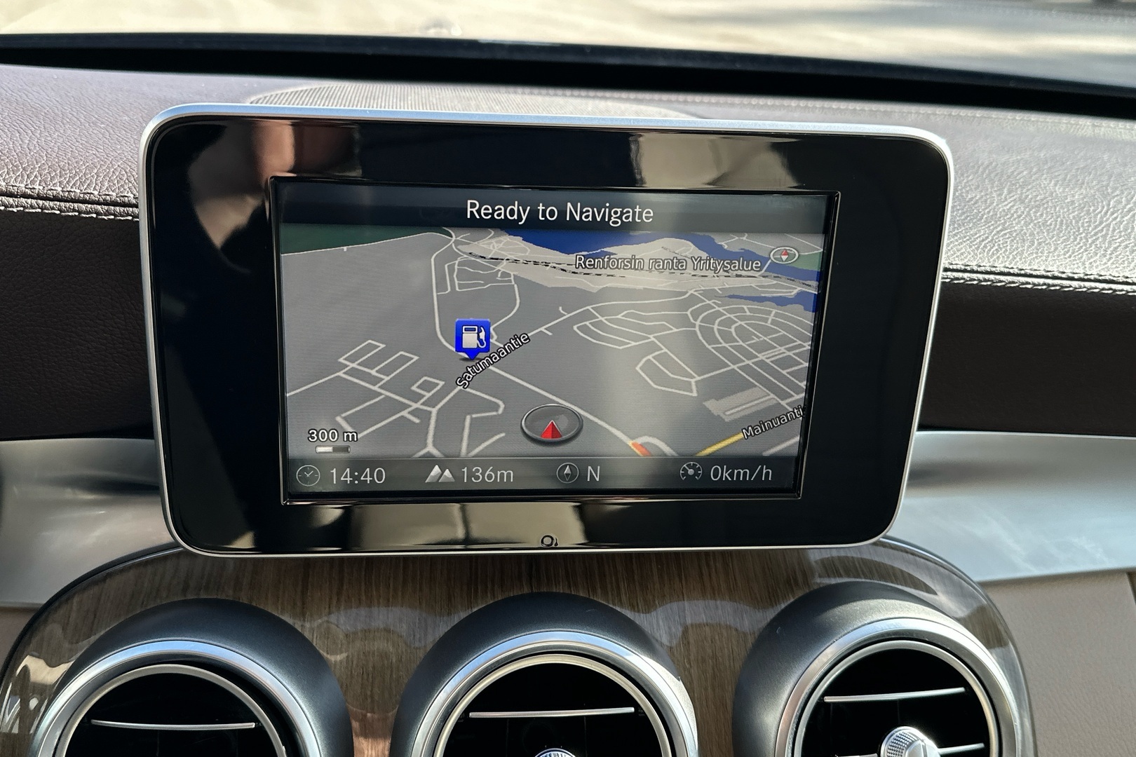 MERCEDES-BENZ C 2016