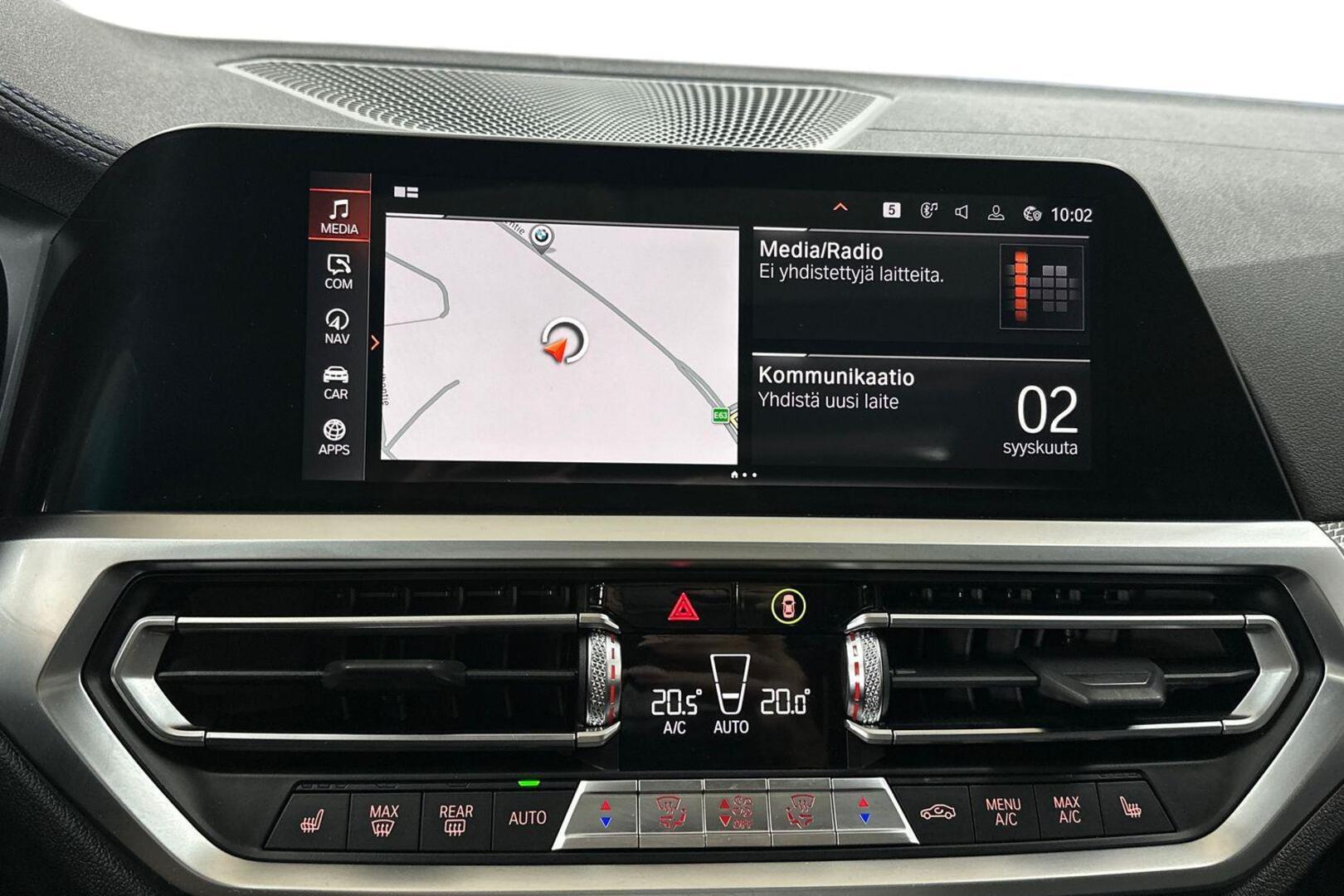 BMW 330 2019