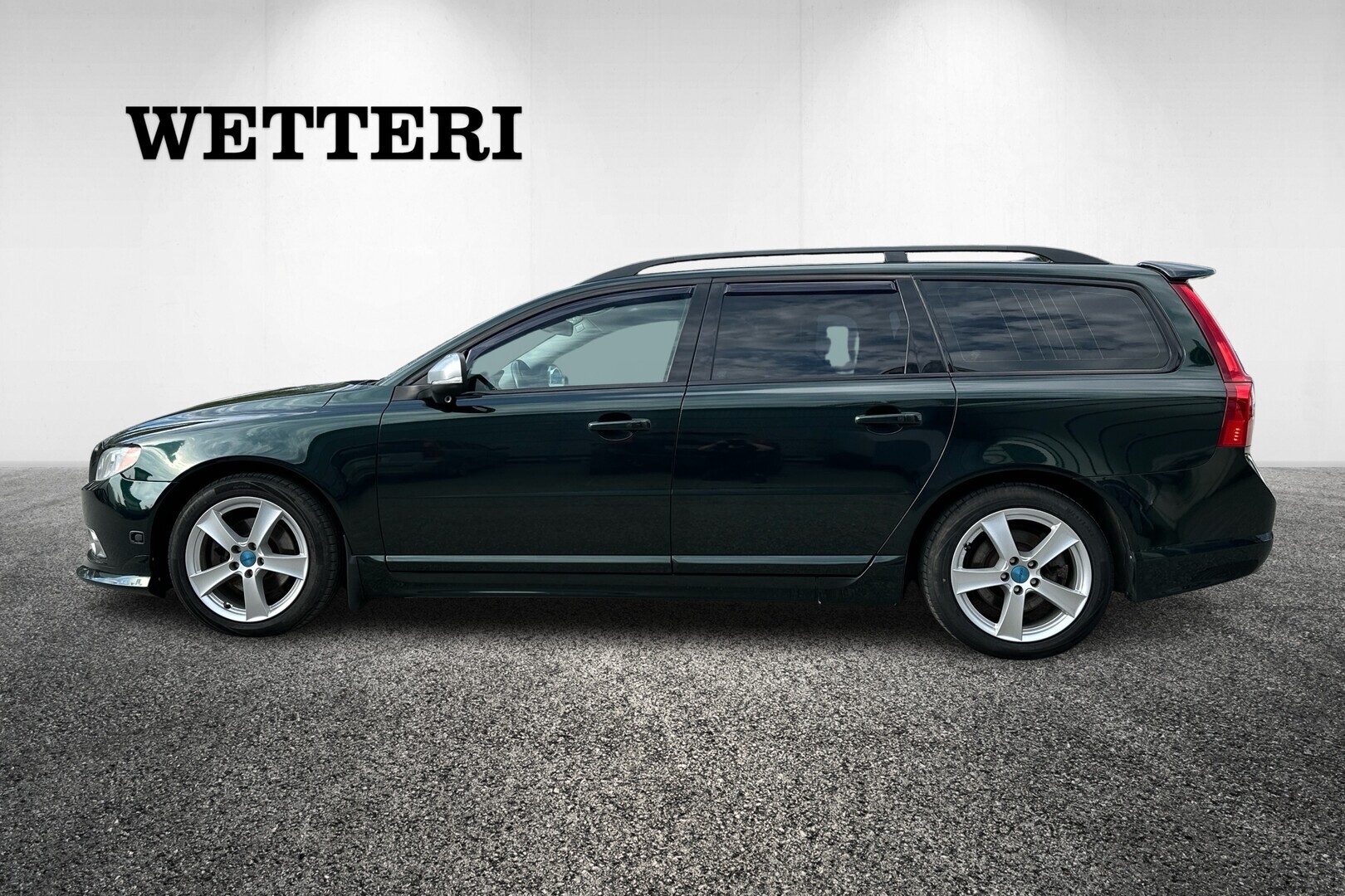 VOLVO V70 2012