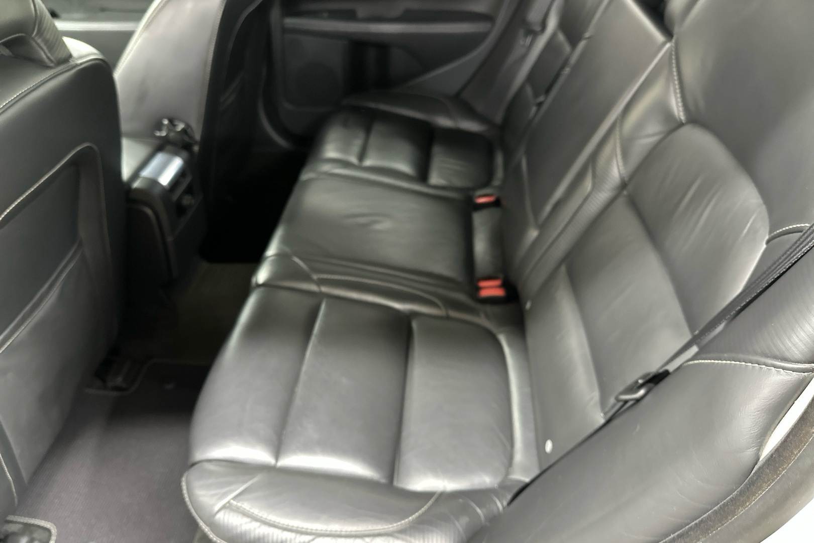 VOLVO V70 2012