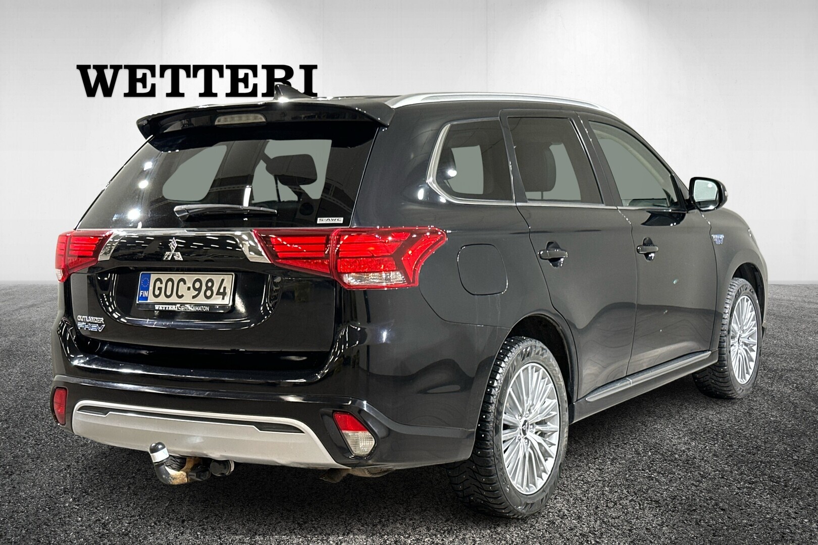 MITSUBISHI Outlander PHEV 4
