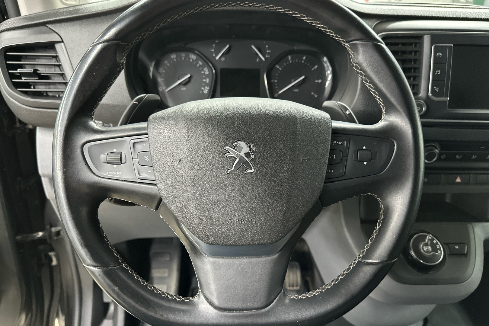 PEUGEOT Expert 2022