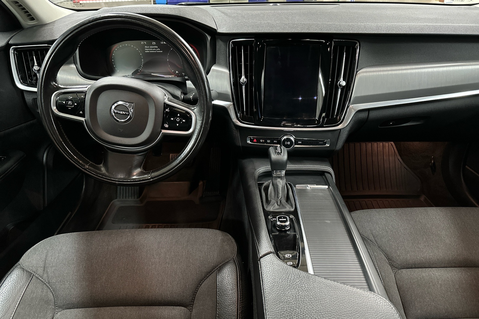 VOLVO S90 2017