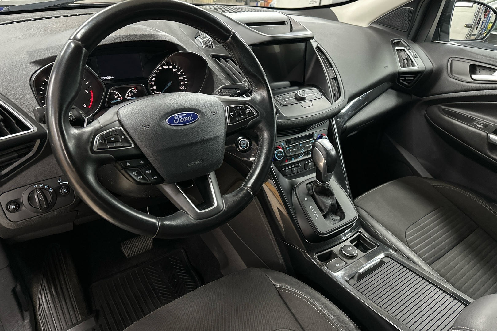 FORD Kuga 2017