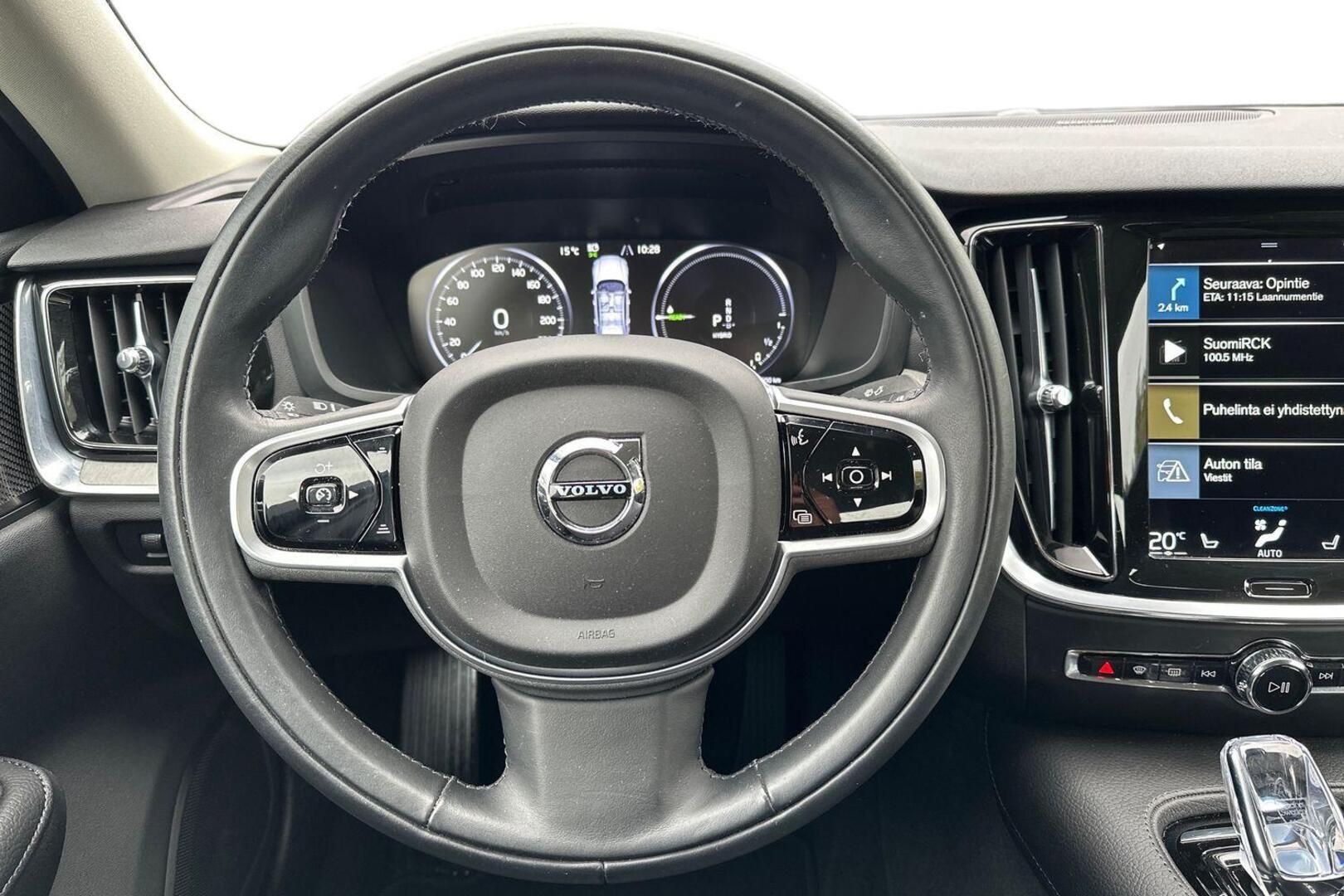 VOLVO S60 11