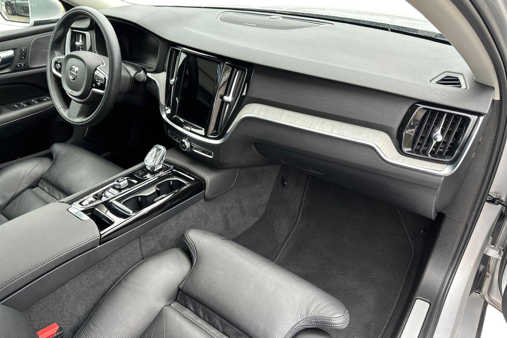 VOLVO S60 8