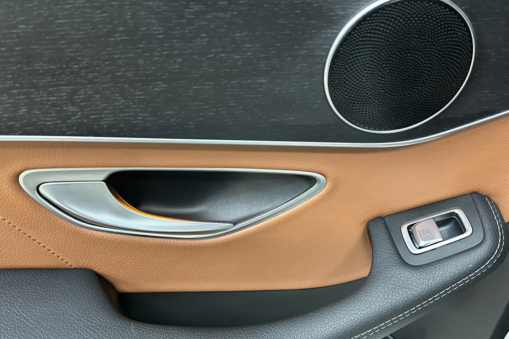 MERCEDES-BENZ C 2020