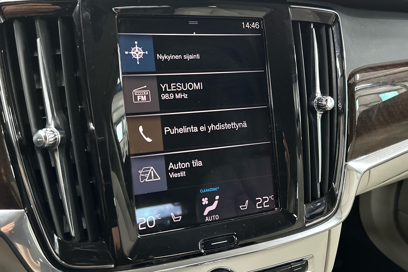 VOLVO V90 2019