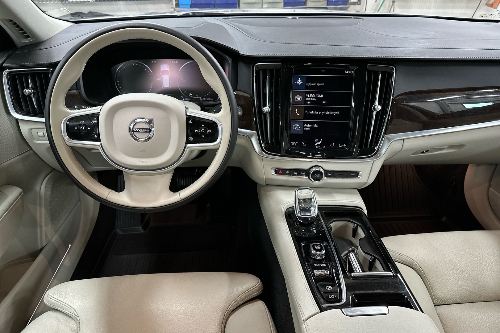 VOLVO V90 2019
