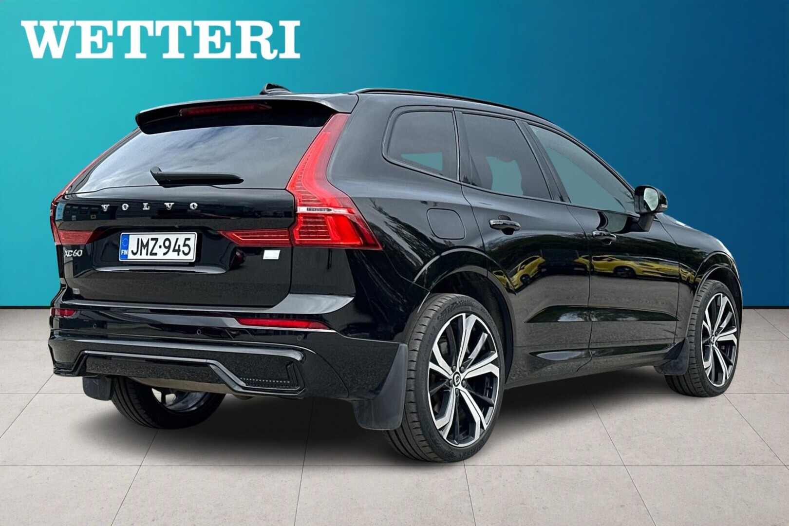 VOLVO XC60 2023