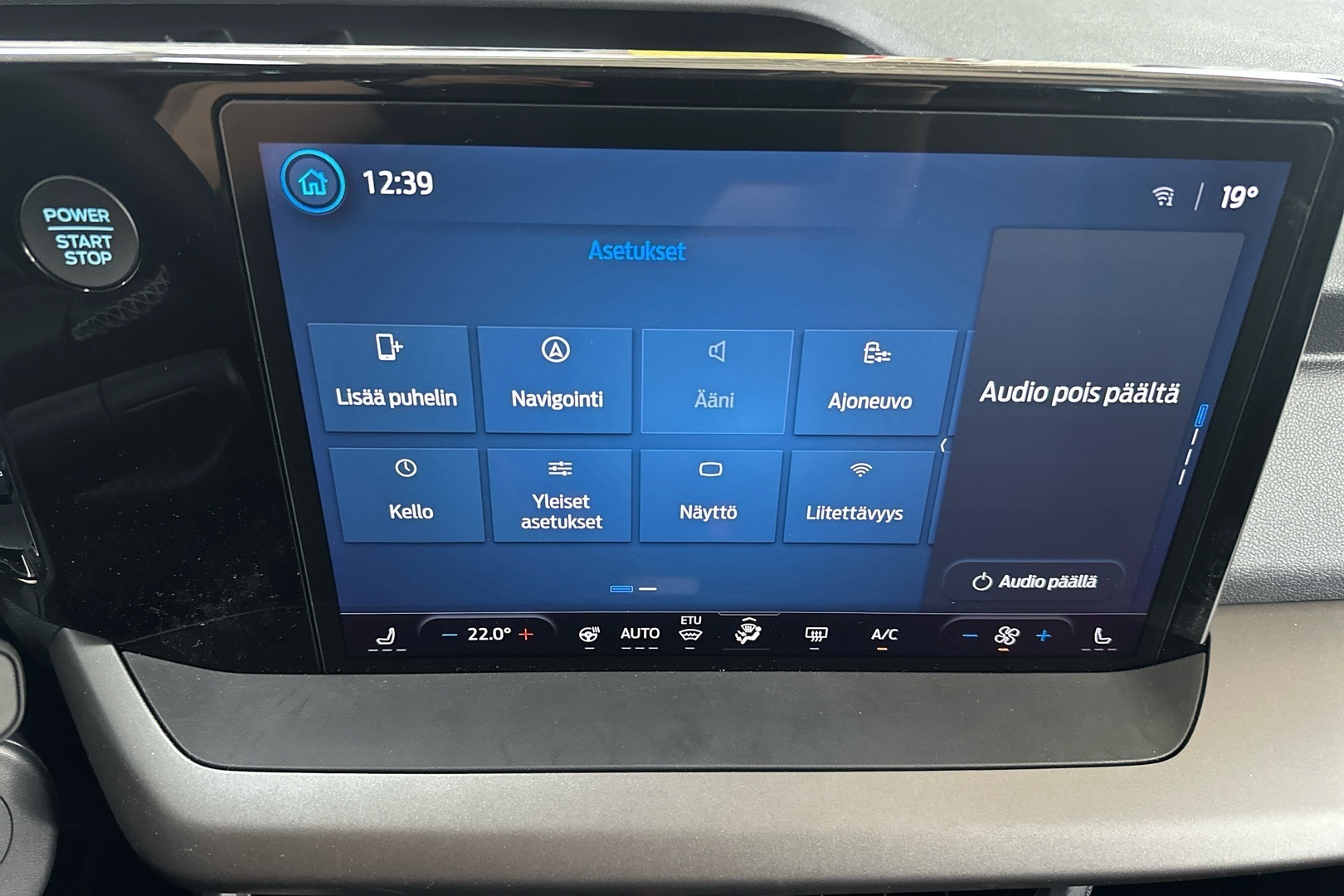 FORD Tourneo Courier 2025