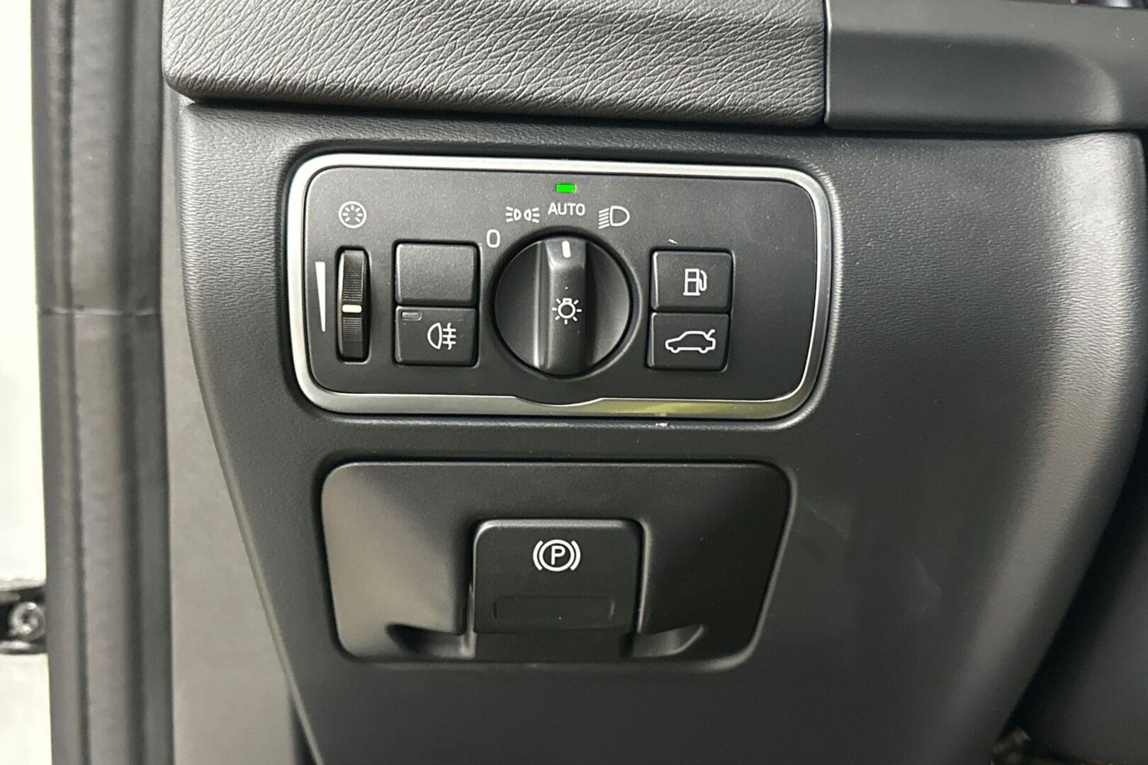 VOLVO V60 2018