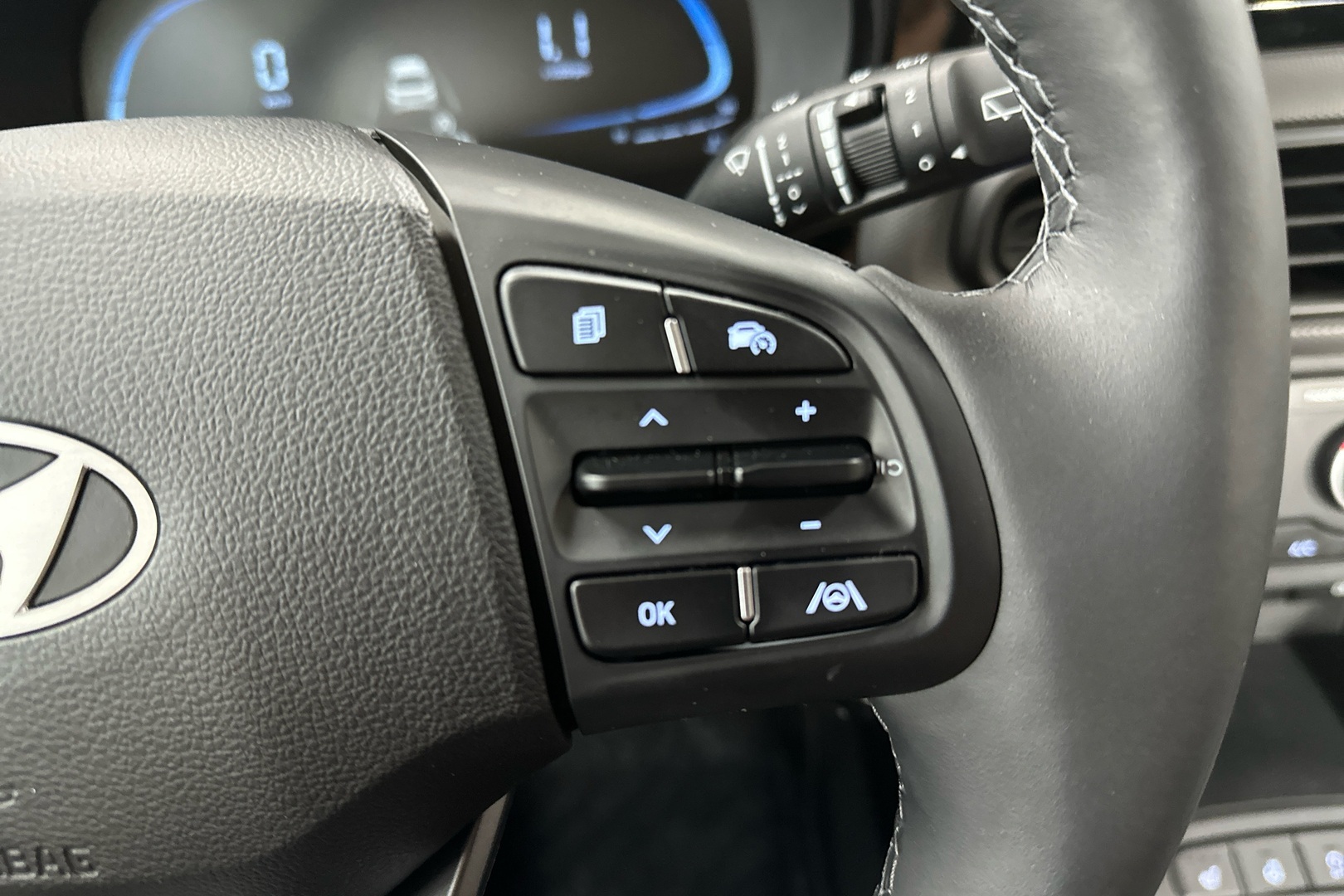 HYUNDAI i10 19