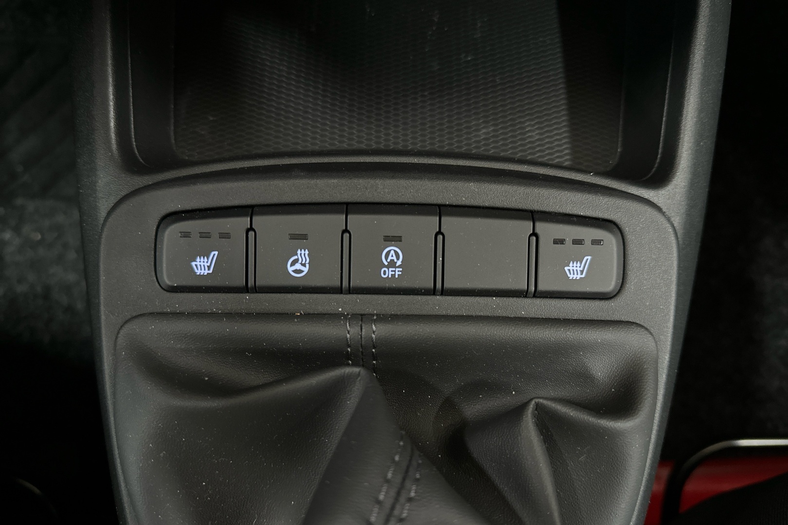HYUNDAI i10 27