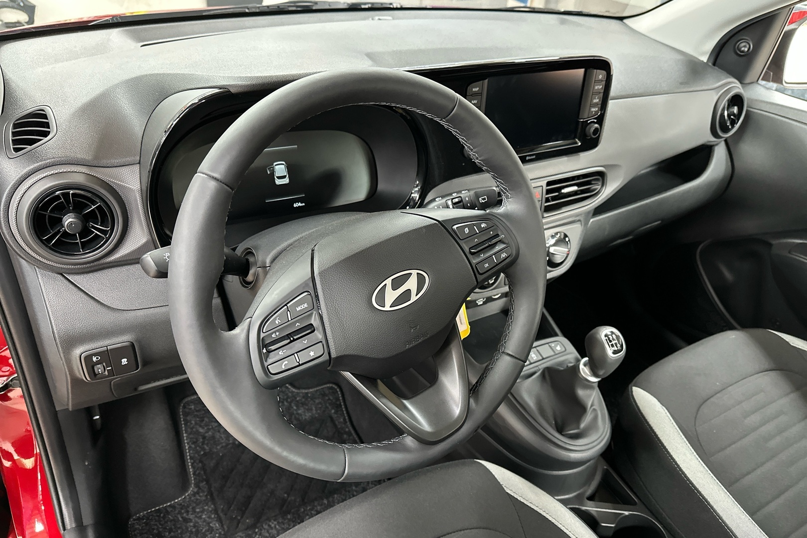 HYUNDAI i10 8