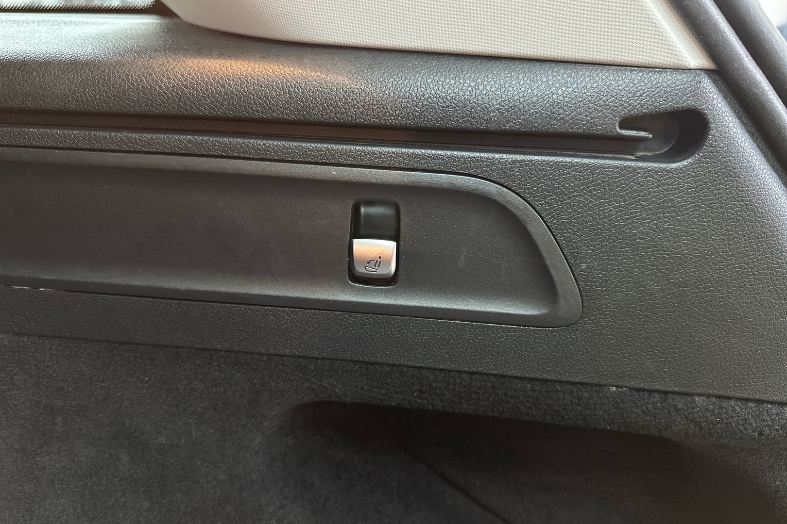 MERCEDES-BENZ GLC 2018