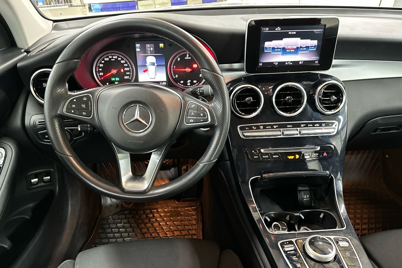 MERCEDES-BENZ GLC 2018