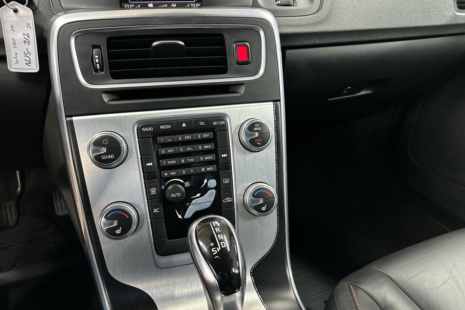 VOLVO V60 2014