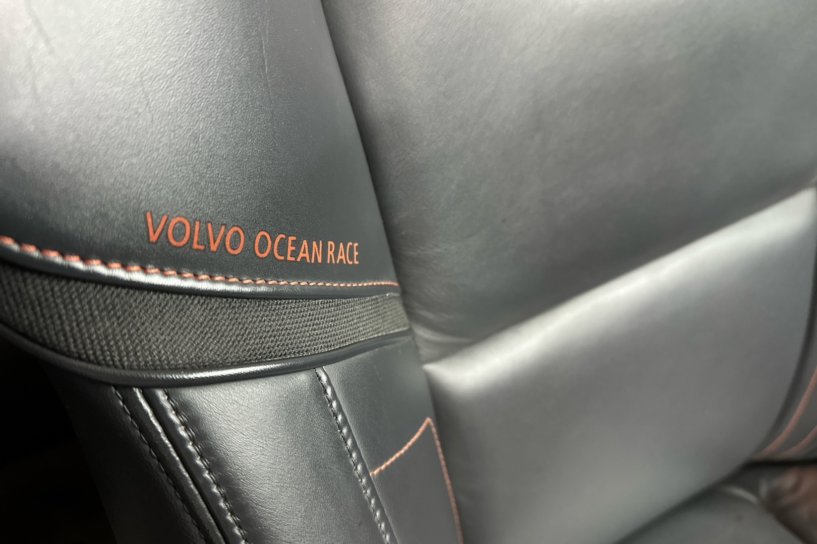 VOLVO V60 2014