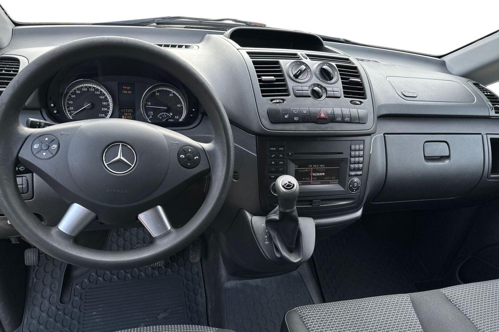 MERCEDES-BENZ Vito 2012
