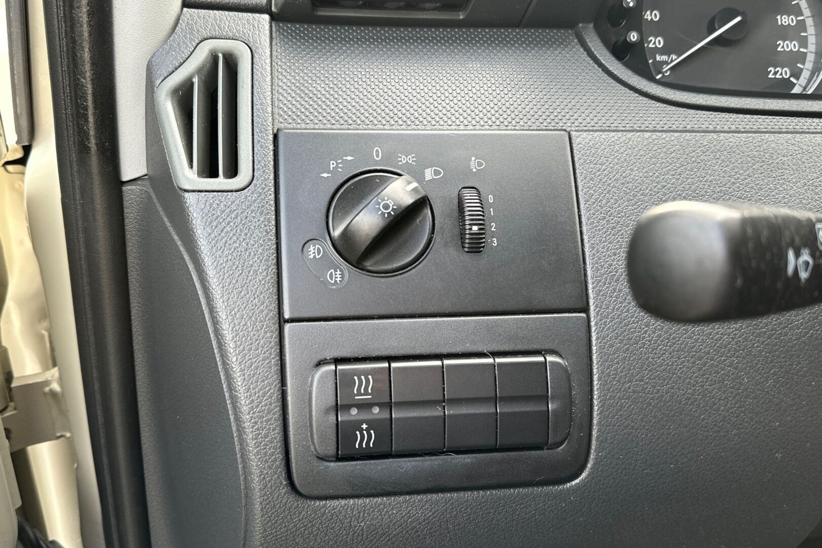 MERCEDES-BENZ Vito 2012