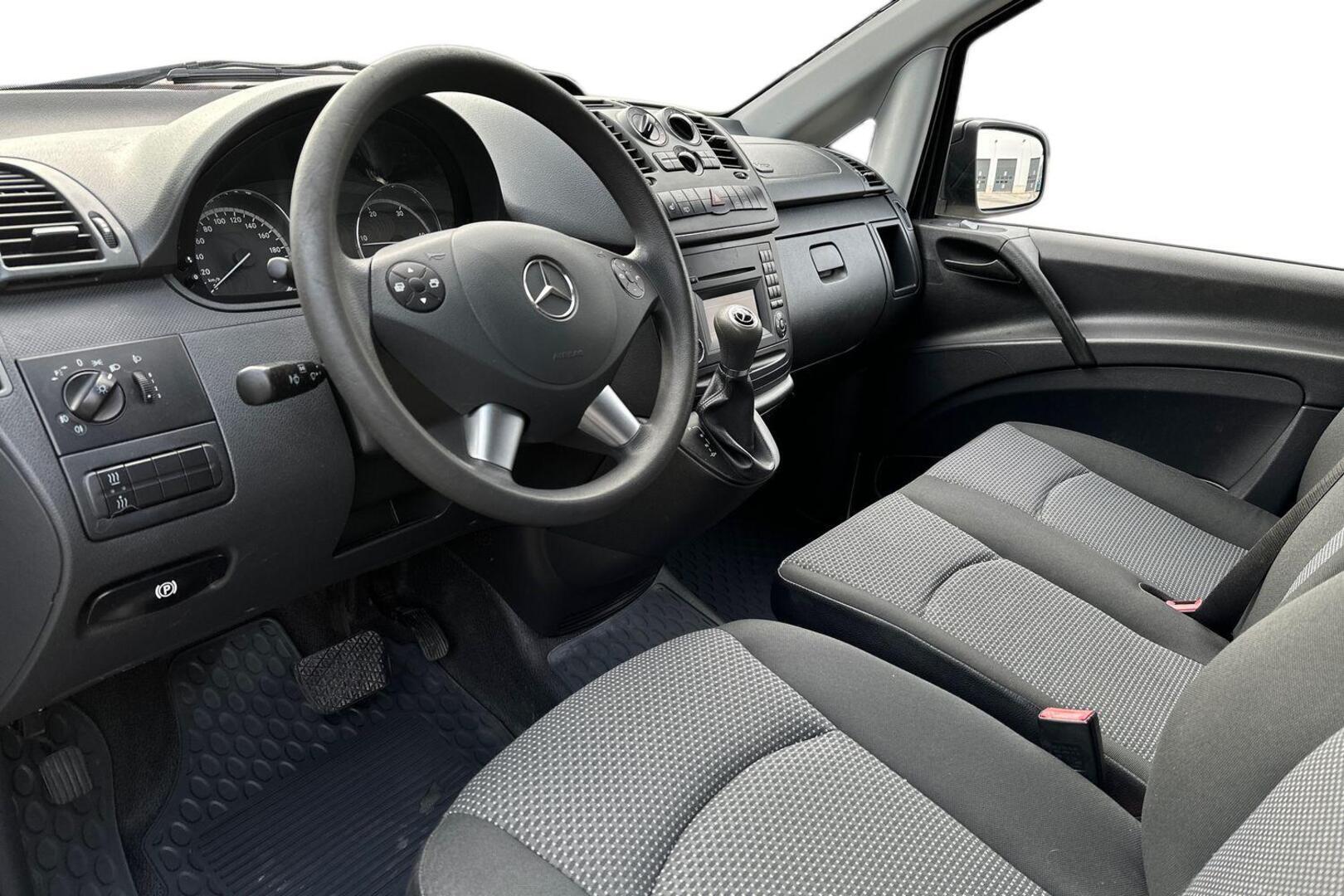 MERCEDES-BENZ Vito 2012