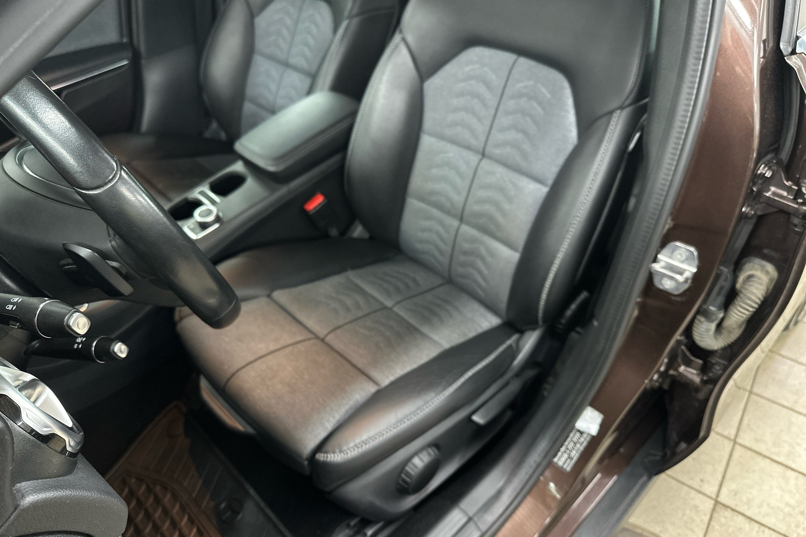MERCEDES-BENZ GLA 2018
