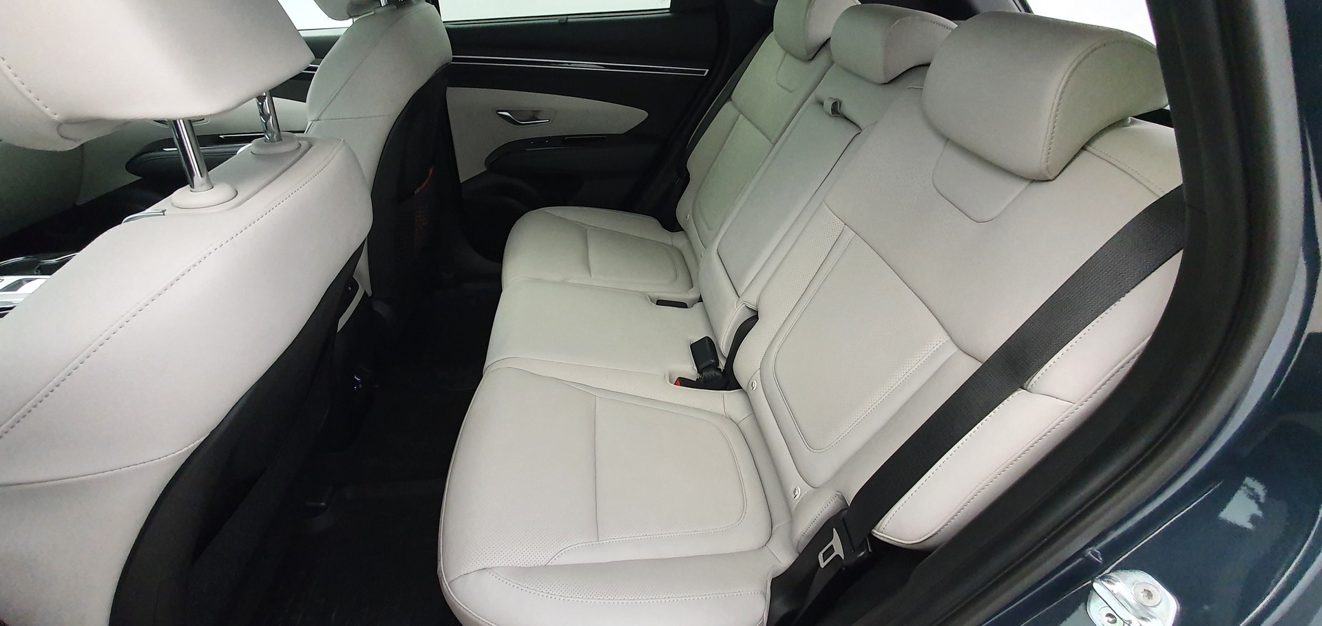 HYUNDAI Tucson 10