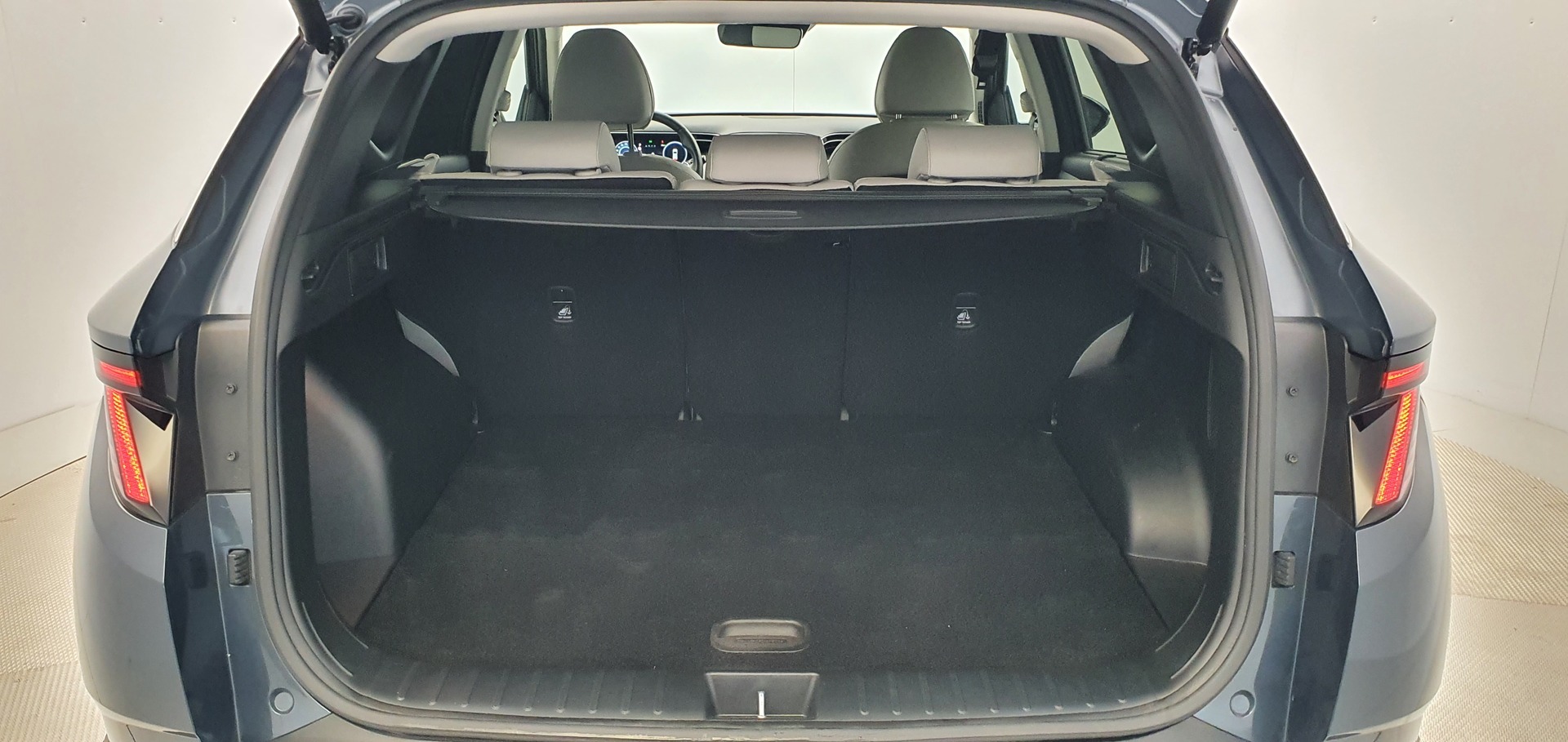 HYUNDAI Tucson 13