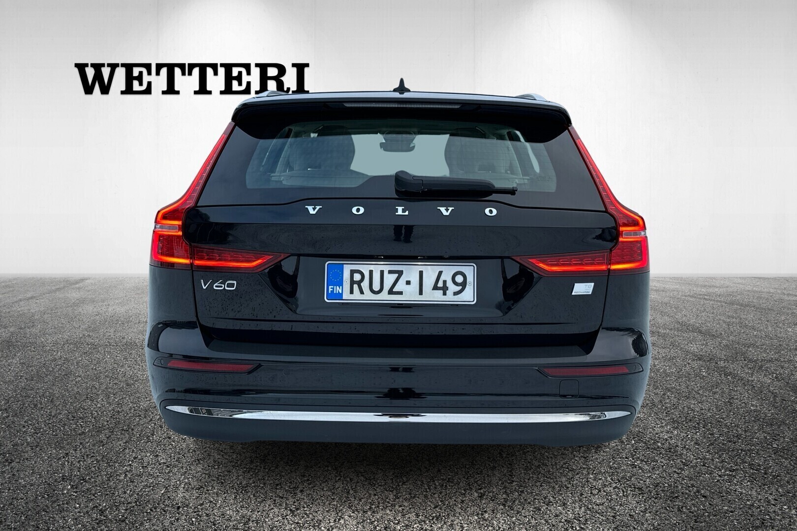 VOLVO V60 2023