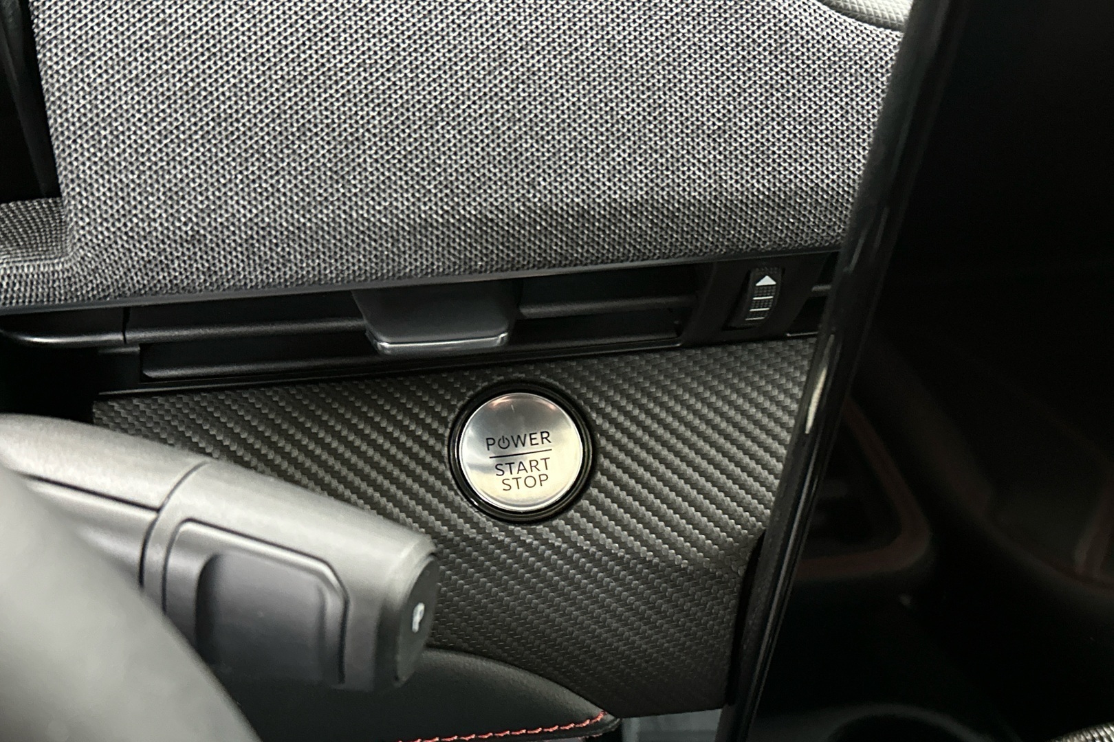 FORD Mustang Mach-E 2025