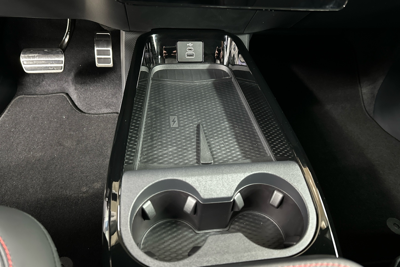 FORD Mustang Mach-E 2025