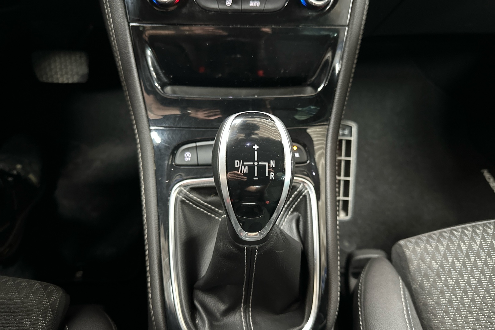 OPEL Astra 2017