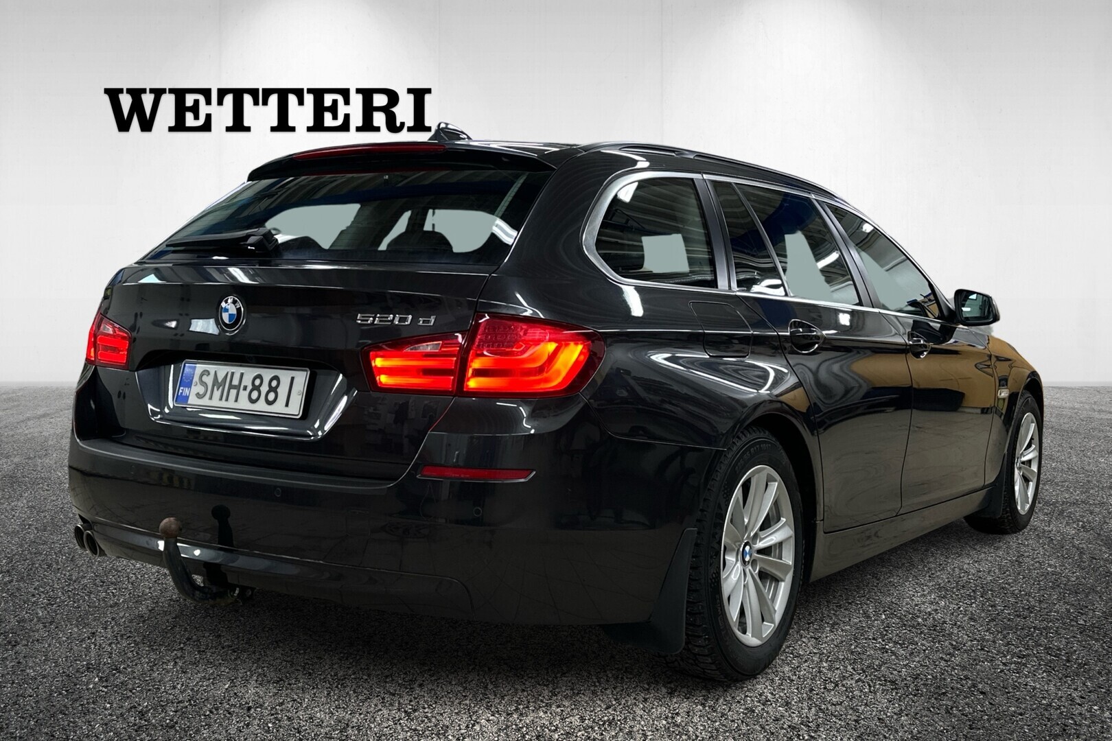 BMW 520 2011