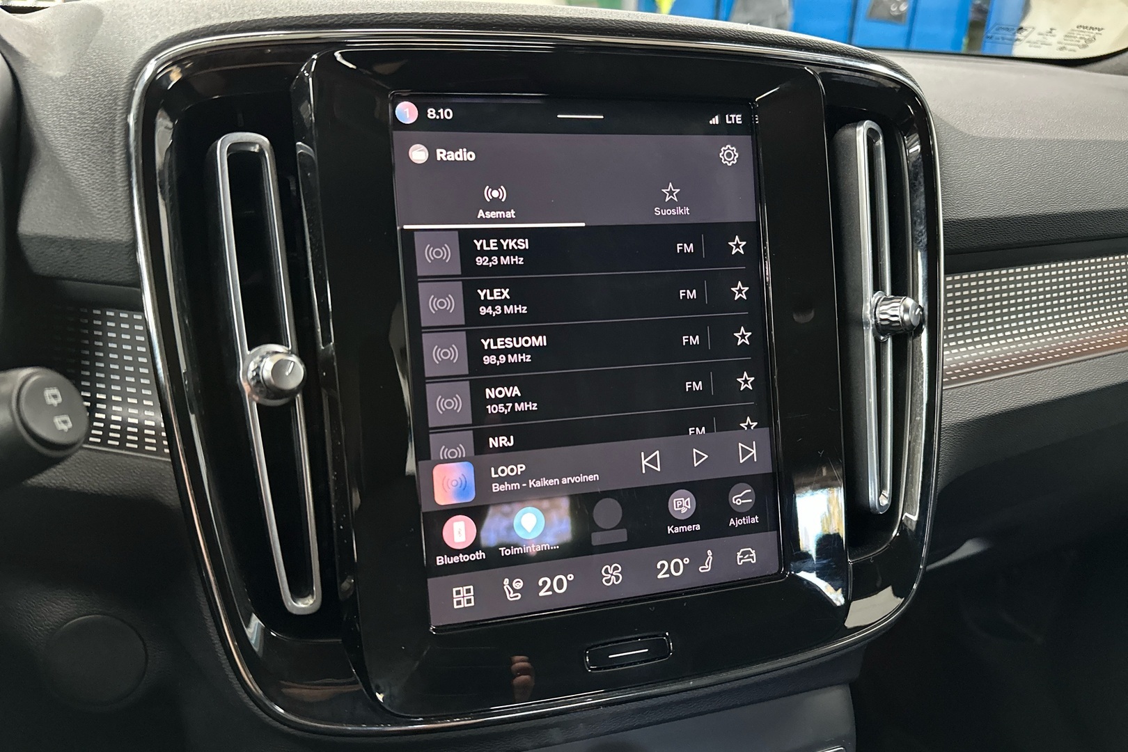 VOLVO XC40 2022