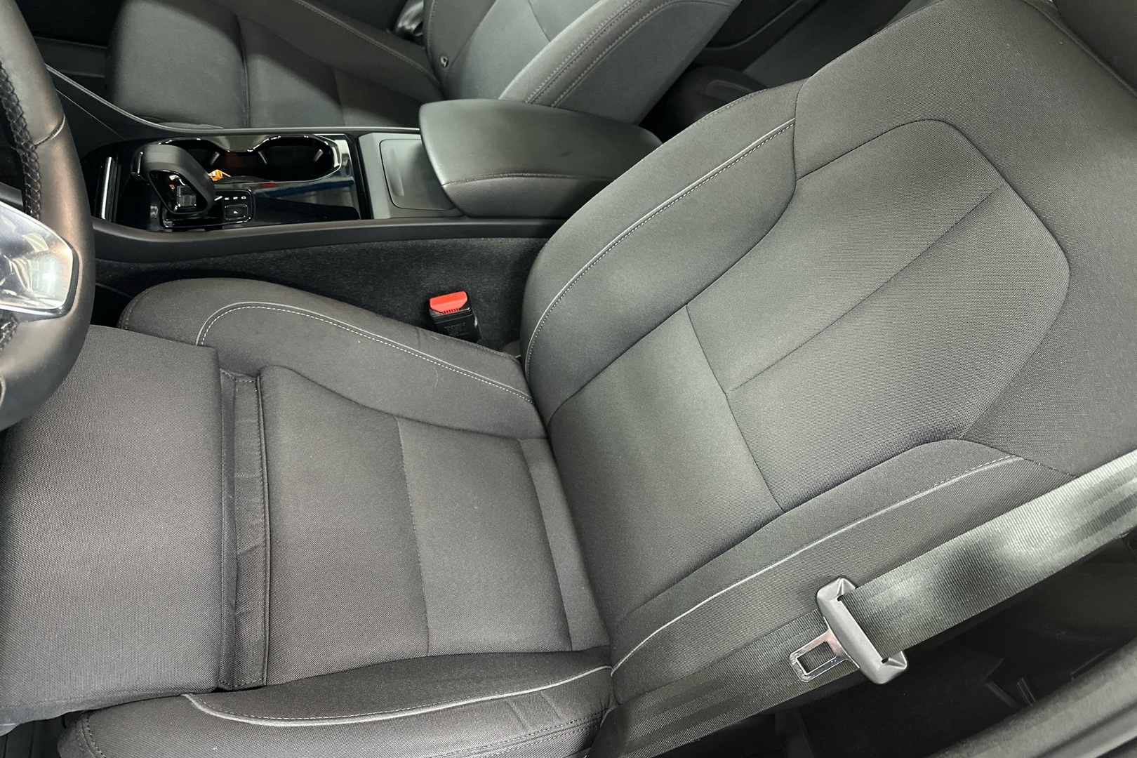VOLVO XC40 2022