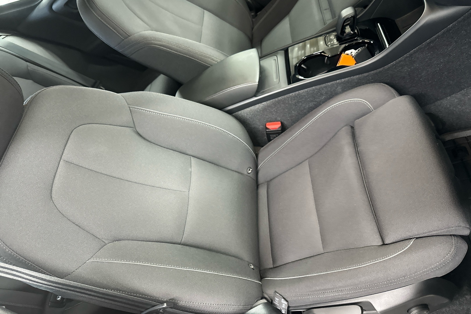 VOLVO XC40 2022