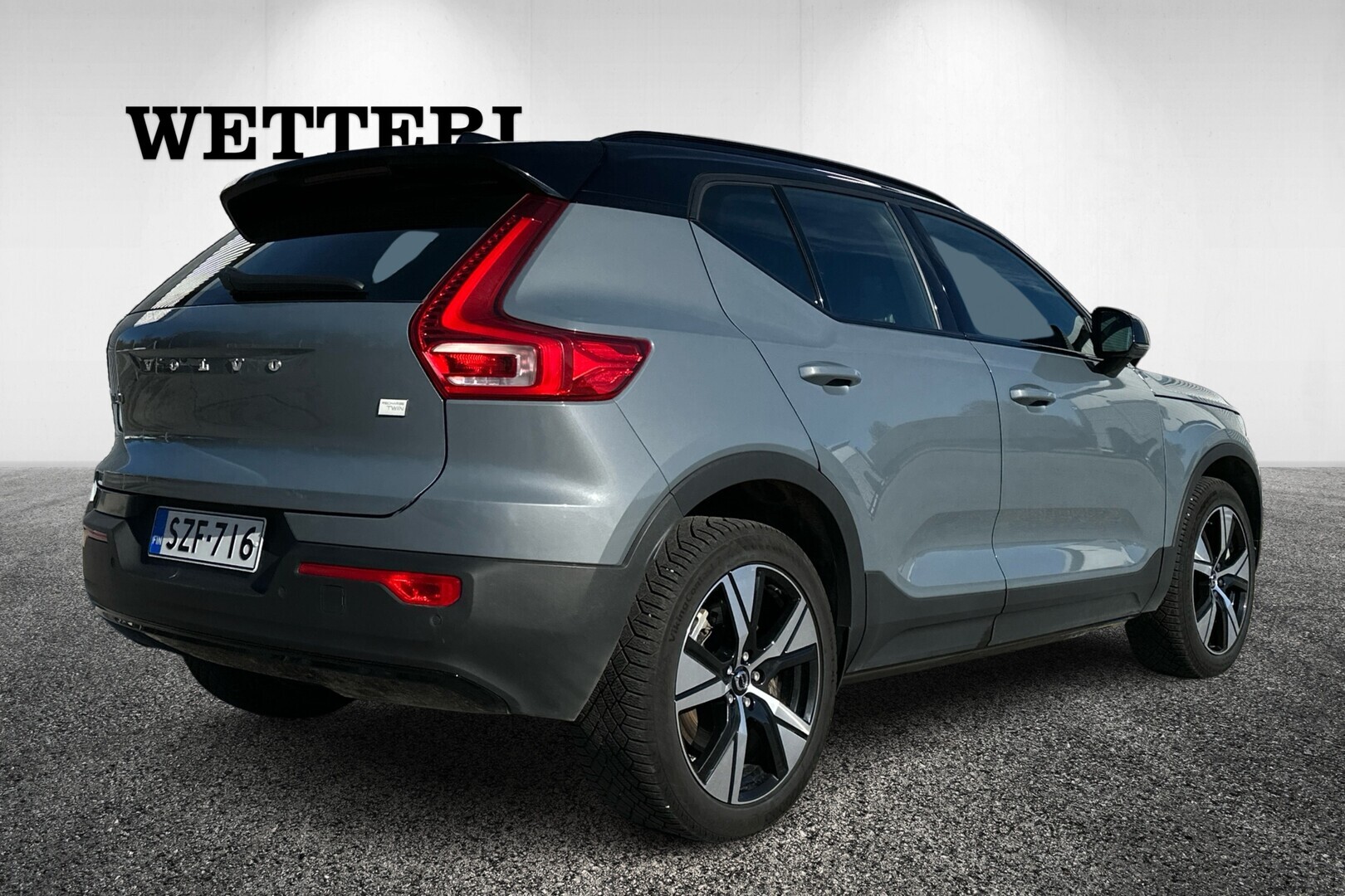 VOLVO XC40 2022