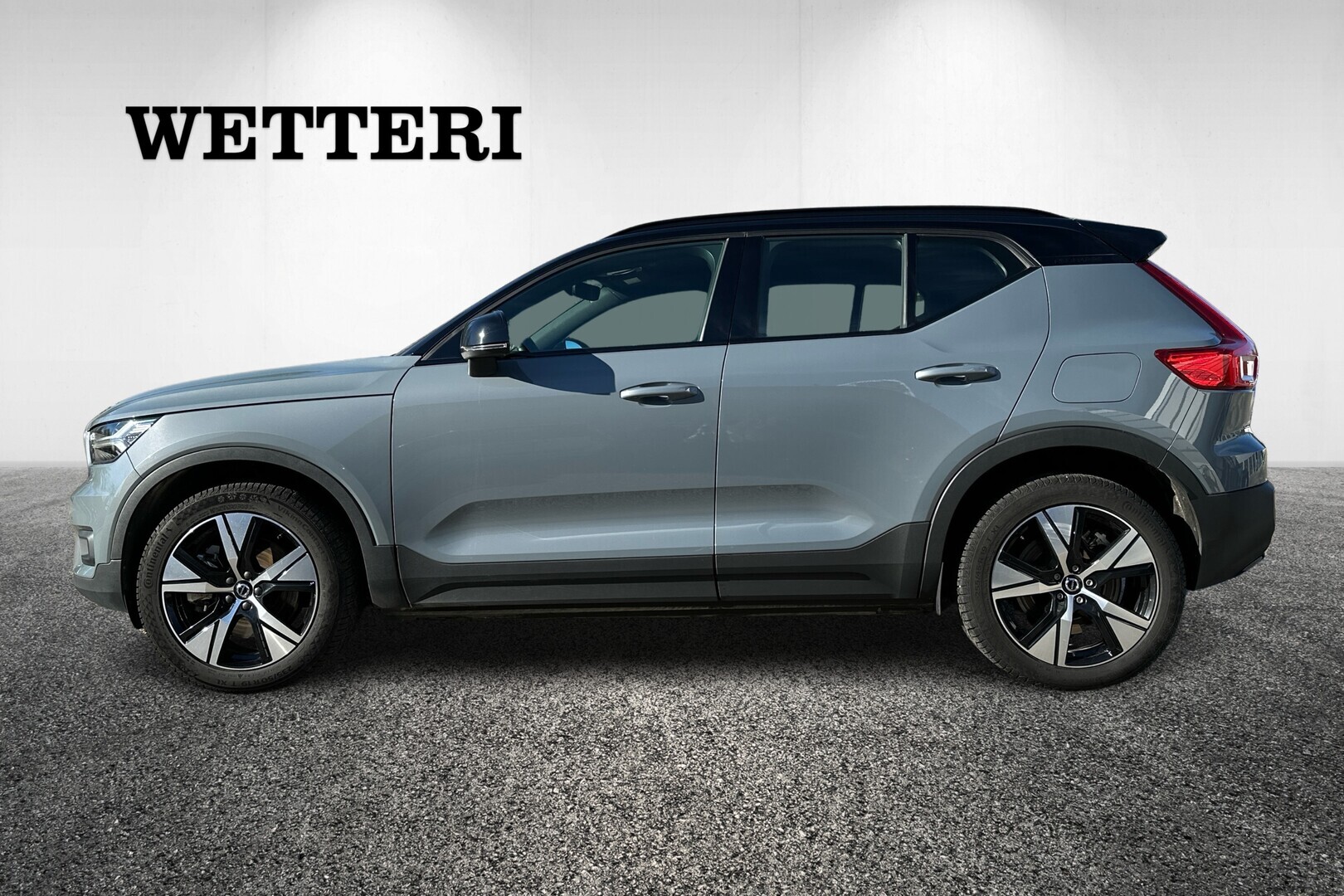 VOLVO XC40 2022