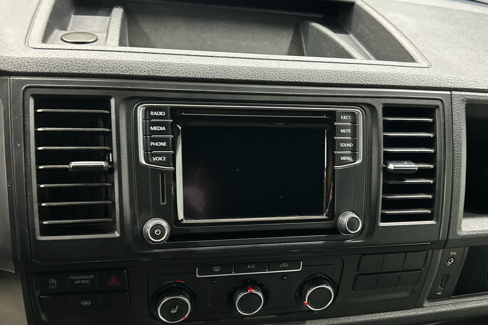 VOLKSWAGEN Transporter 2015