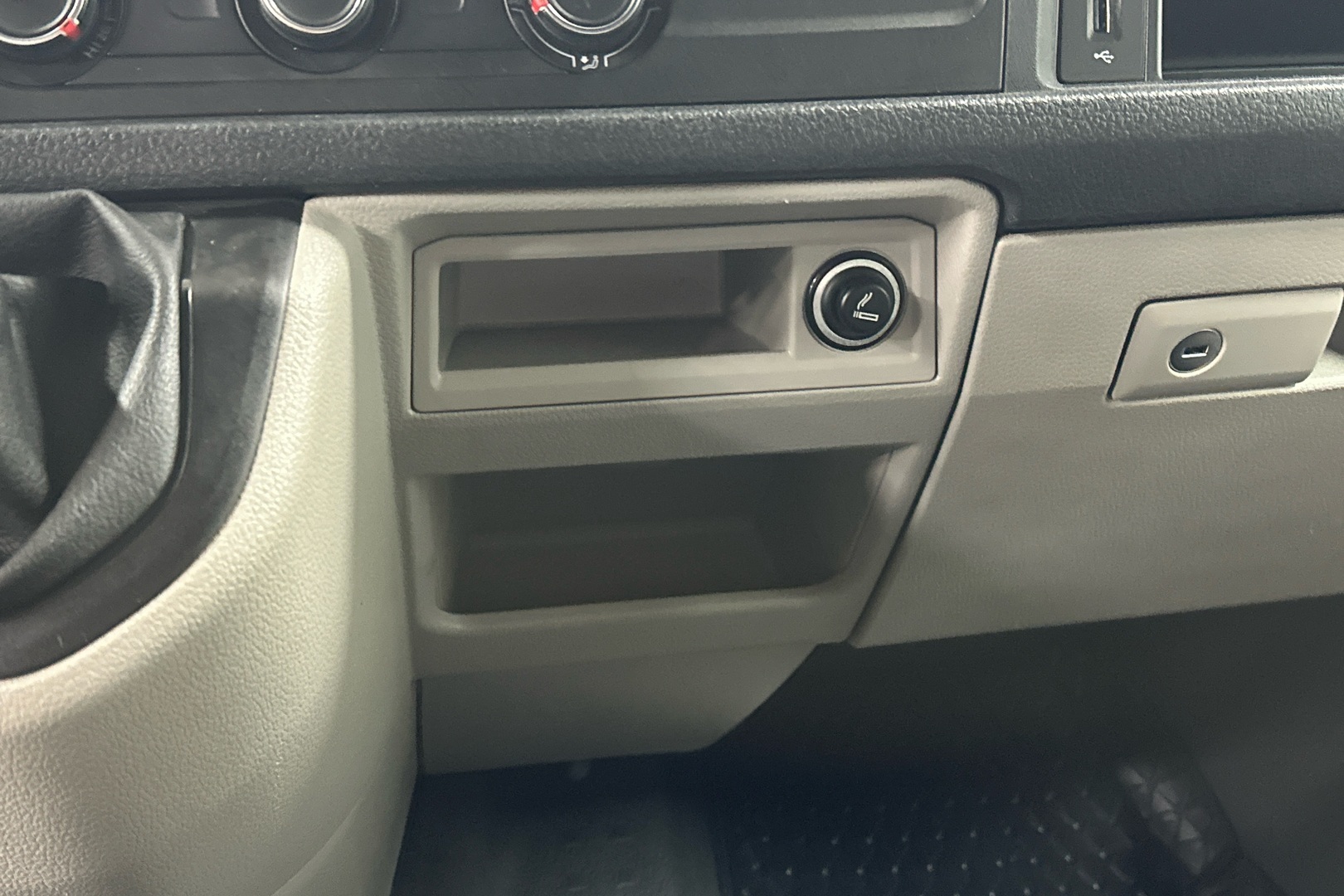 VOLKSWAGEN Transporter 2015