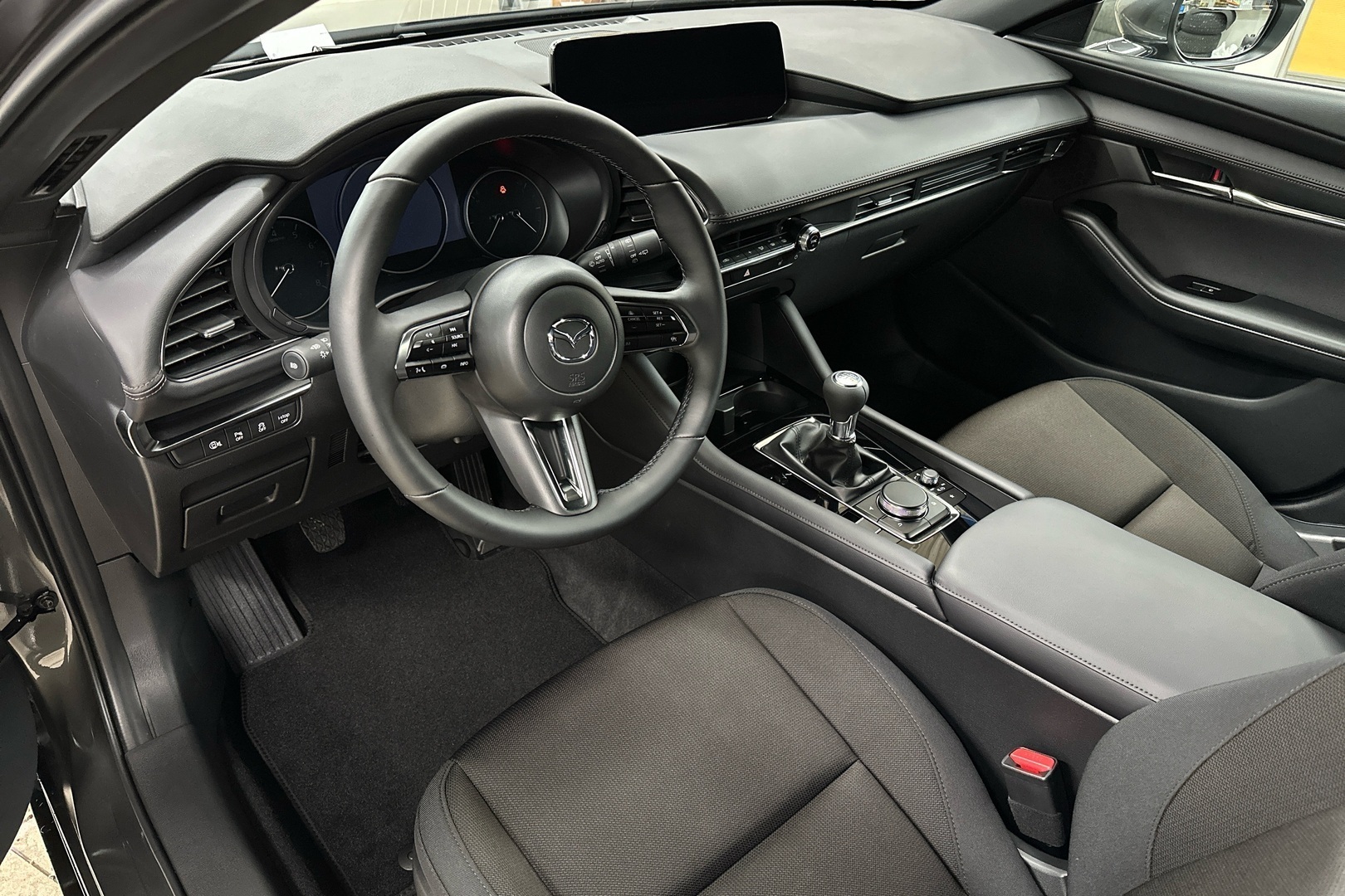 MAZDA Mazda3 2026