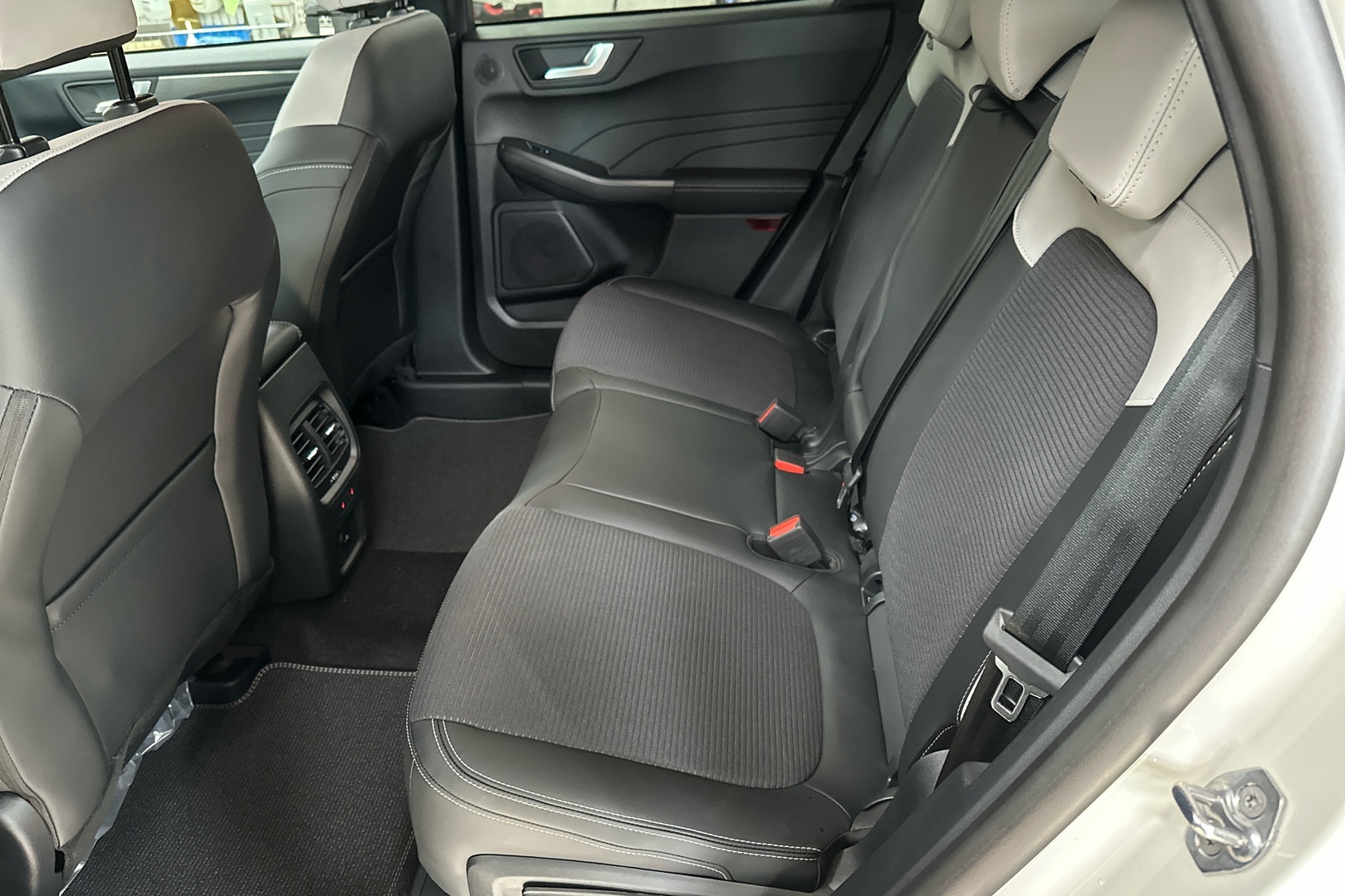 FORD Kuga 2026