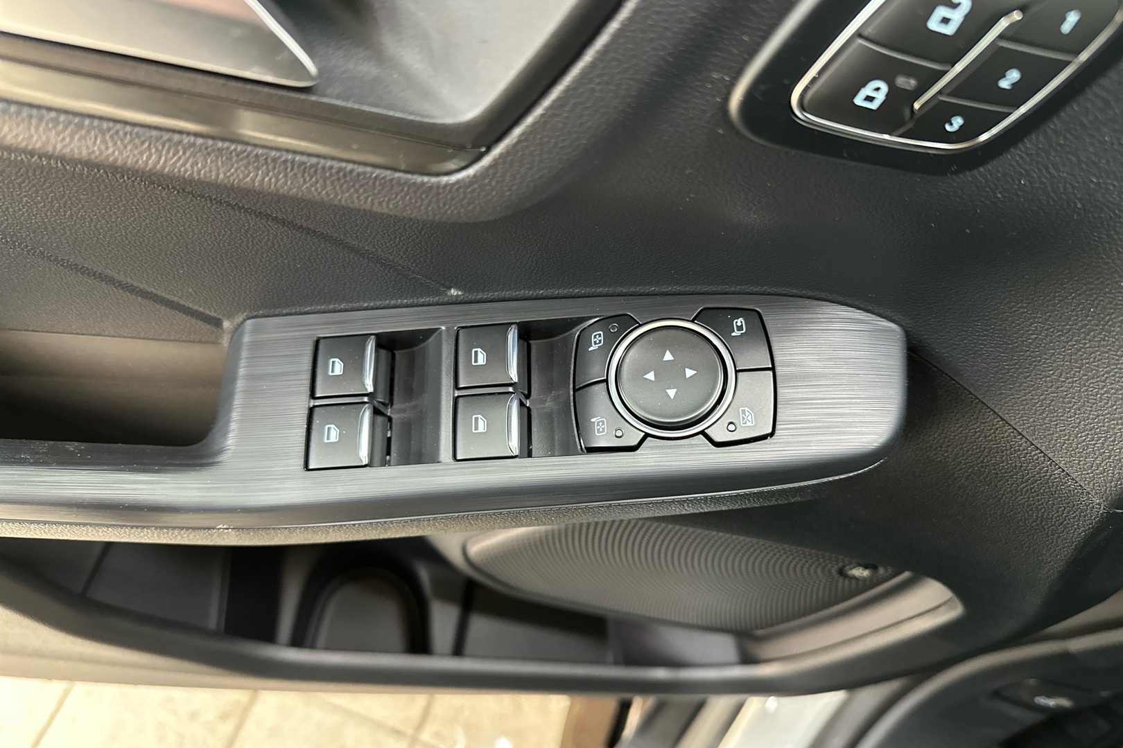 FORD Kuga 2026