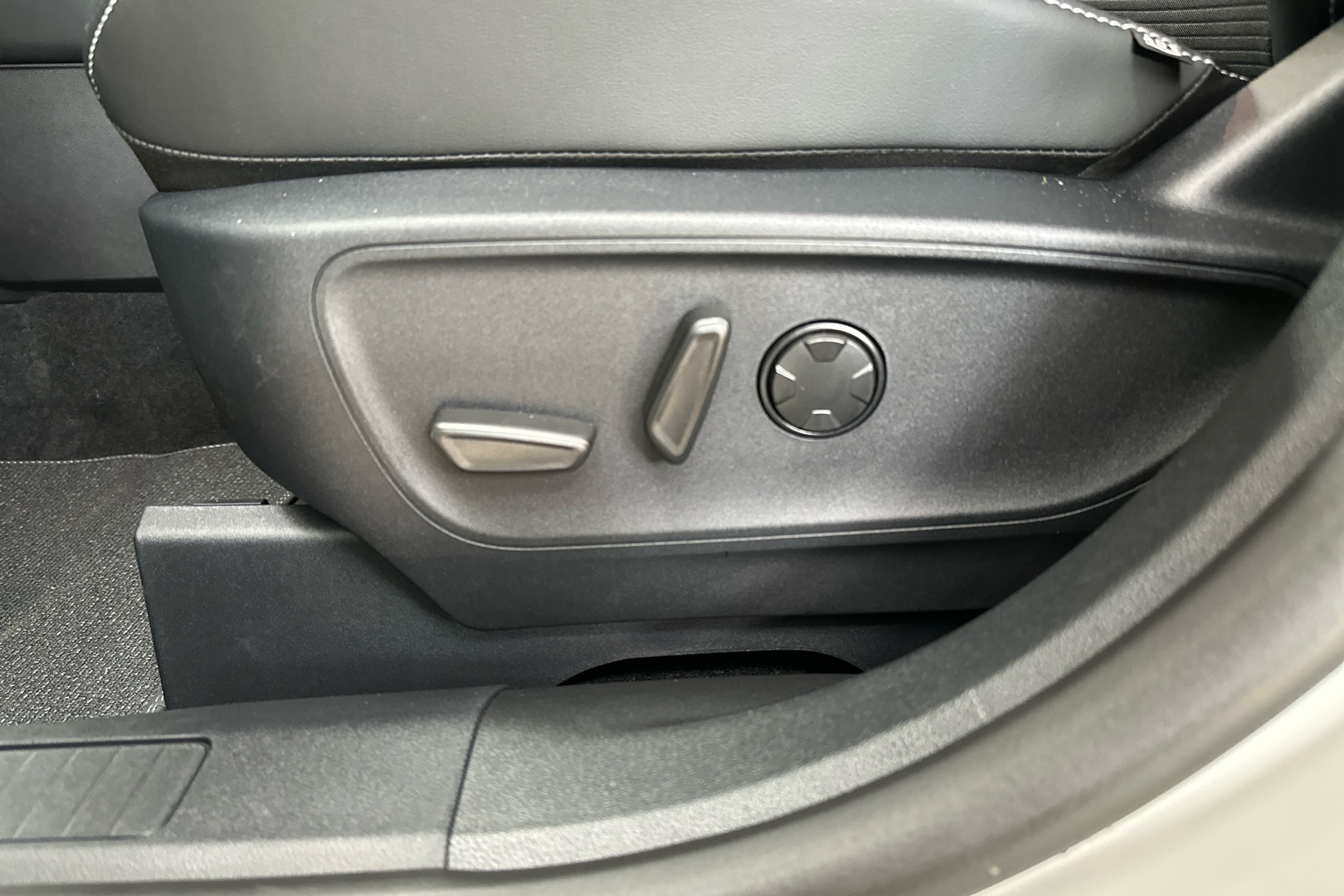 FORD Kuga 2026